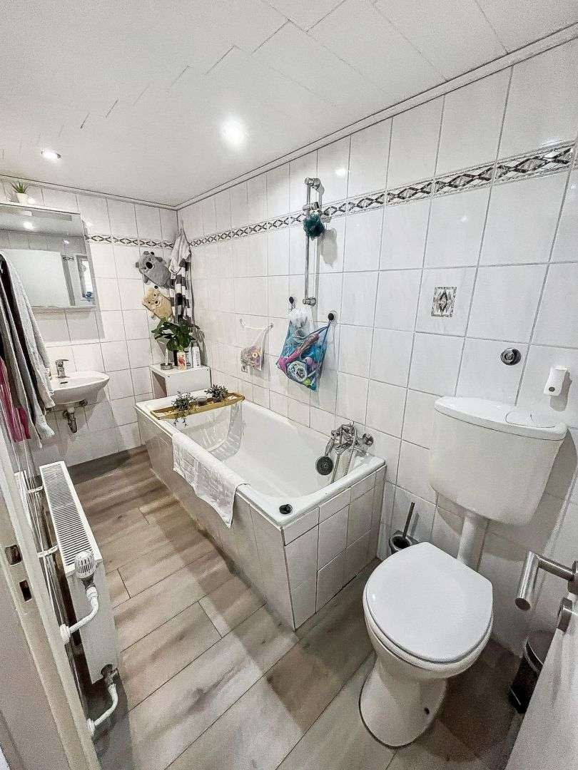 Immobilie in Daaden - Bezugsfertige Doppelhaushälfte auf großzügigem Grundstück in zentraler Lage von Daaden-Biersdorf - Bild 0