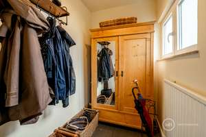 MANNELLA *Modernisiertes Einfamilienhaus mit kleinem Gästehaus* Photovoltaik und herrlichem Weitblic – Die vollständige Adresse der Immobilie erhältst du vom Anbieter., 53819 Neunkirchen-Seelscheid – Vorschaubild 7