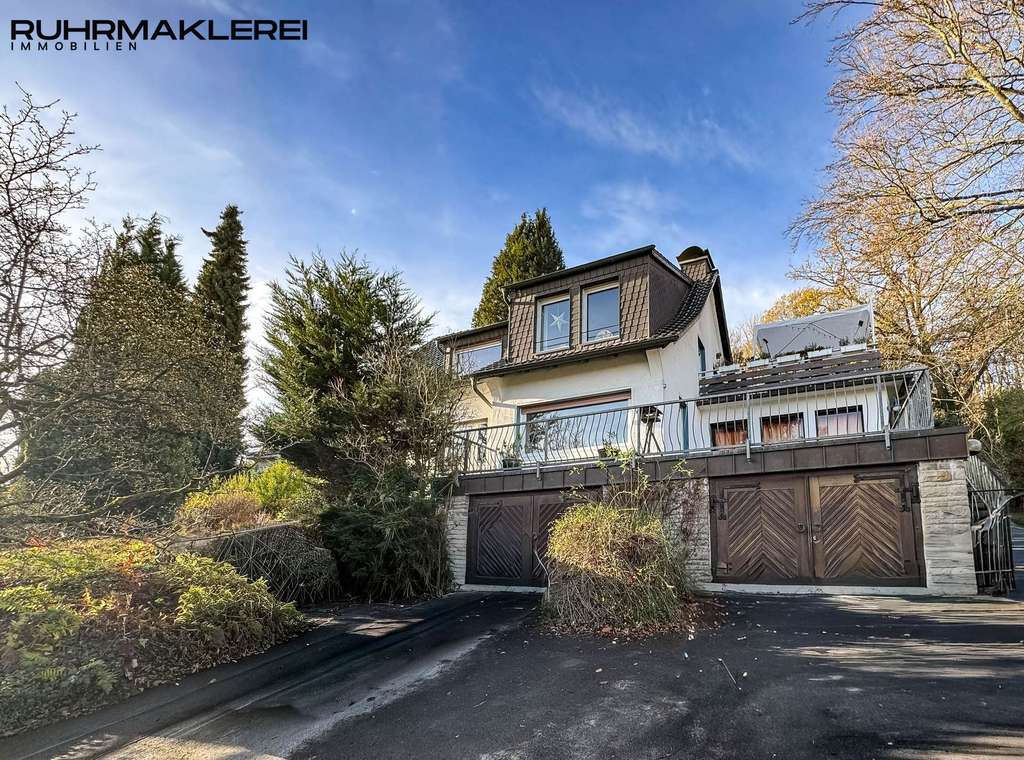 Immobilie in Wetter (Ruhr) - Freistehendes Zweifamilienhaus mit Schulungsräumen in bevorzugter Lage von Wetter-Wengern! - Bild 0