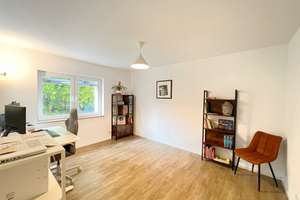 4-Zimmer-Wohnung im EG mit eigenem Garten , Garage und toller Aussicht in  Tüllingen zu vermieten! – Haltinger Pfad 7, 79539 Lörrach – Vorschaubild 4