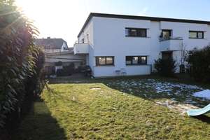 Große Eigentumswohnung mit Garten in München-Daglfing