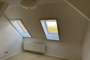 Helle und ruhige 45 qm 2 Zimmer-Dachgeschosswohnung in attraktiver Wohnlage in der Thomaestraße 14. – Die vollständige Adresse der Immobilie erhältst du vom Anbieter., 38118 Westliches Ringgebiet, Braunschweig – Vorschaubild 3