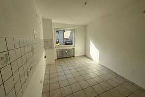 *** renovierte 3 Zimmer-Wohnung im EG mit Garage und großem Garten - gute BAB Anbindung *** – Asdonkstraße 40, 41066 Bettrath-Hoven, Mönchengladbach – Vorschaubild 7