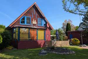 *** Holzhaus mit Garten und Doppelgarage für die etwas kleinere Familie ! *** – Cloppenburg (Kreis) – Vorschaubild 2