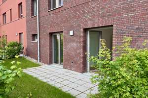 Neubau-Gebiet Hannover Kronsrode: Einbauküche, 2 Terrassen + Garten, 2 Bäder, Fußbodnhzng, TG, Kellr – Christine-Hardt-Straße 21, 30539 Bemerode, Hannover – Vorschaubild 7