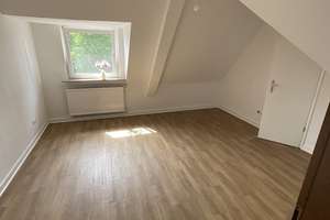 Schöne 2,5-Zimmer-Dachgeschosswohnung wartet auf neuen Mieter! – Johanniterstr. 44, 47053 Dellviertel, Duisburg – Vorschaubild 5