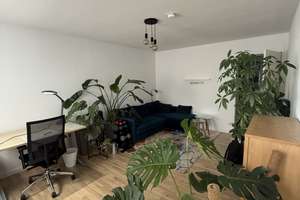 Möblierte 2-Zimmer-Wohnung mit Balkon | Grenze zu F-Hain | Juli 2026 - März 2027 – Die vollständige Adresse der Immobilie erhältst du vom Anbieter., 10317 Rummelsburg, Berlin – Vorschaubild 2