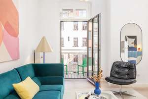 Winsstraße: Wunderschöne Altbauwohnung mit Balkon, hohe Decken, Tageslichbad, ruhige Innenhoflage – Winsstraße 59, 10405 Prenzlauer Berg, Berlin – Vorschaubild 9