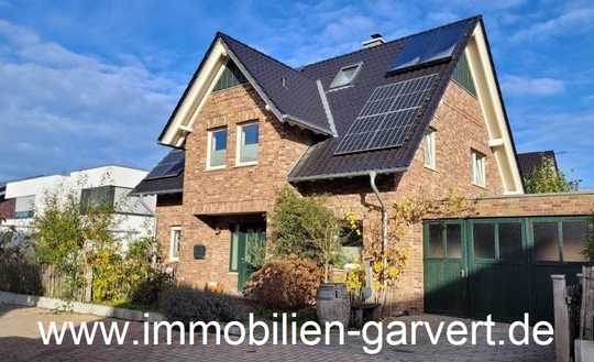 Großzügiges Familiendomizil! Junges, schönes Einfamilienhaus. Garten und Carport in Groß Reken