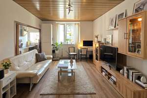 Urgemütliche Drei-Zimmer-Wohnung