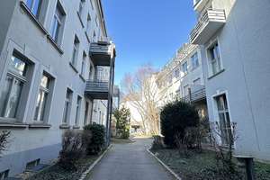Frisch renovierte 2-Zimmer-Wohnung in Stadtfeld -Ost zu verkaufen! – Die vollständige Adresse der Immobilie erhältst du vom Anbieter., 39108 Stadtfeld Ost, Magdeburg – Vorschaubild 2