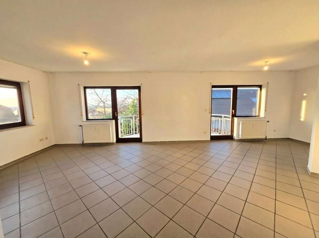 Immobilie in Östringen - Großzügige 3 Zimmer Wohnung mit Weitblick - Bild 4