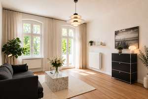 Sonnige 2-Zimmer-Wohnung mit Balkon und Aufzug – stilvoll renoviert. Einziehen und wohlfühlen! – Herbststraße 14, 13409 Reinickendorf (Ortsteil), Berlin – Vorschaubild 1