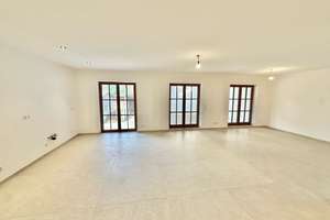 Erstbezug in moderner 3-Zimmer-Wohnung im neu ausgebauten Bauernstadl mit überdachter Terrasse – Ametsbichl 6, 83109 Großkarolinenfeld – Vorschaubild 6