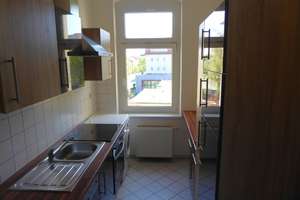 Hier können Sie gleich etwas Leckeres kochen! - Hübsche 2-Raum mit EBK auf dem Kaßberg – Henriettenstr.  23, 9112 Kaßberg, Chemnitz – Vorschaubild 3
