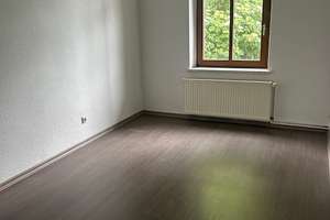 Sehr schöne 2-Zimmerwohnung mit Wannenbad, Balkon und tollem Hausgarten!! – Geibelstraße 16, 9127 Gablenz, Chemnitz – Vorschaubild 7