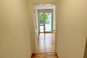 Balkon mit Gartenblick – 1-Zimmer-Apartment in München, Perlacher Straße – Perlacher Straße 118, 81539 Obergiesing, München – Vorschaubild 3