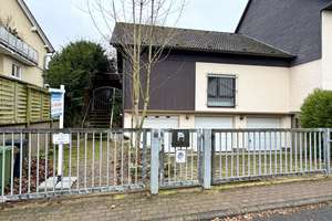 MAINTAL … Wohntraum in Feldrandlage mit Erweiterungspotenzial … – Die vollständige Adresse der Immobilie erhältst du vom Anbieter., 63477 Maintal – Vorschaubild 20