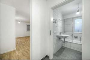 Stilvolle, geräumige 3-Zimmer-Loft-Wohnung mit Balkon und Einbauküche in Am Hart, München – Marienbaderstr 18, 80937 Am Hart, München – Vorschaubild 9