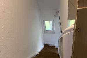 Modernisiertes Familienhaus mit neuer Einbauküche, Garten & 3 Garagen – Die vollständige Adresse der Immobilie erhältst du vom Anbieter., 97359 Schwarzach am Main – Vorschaubild 10