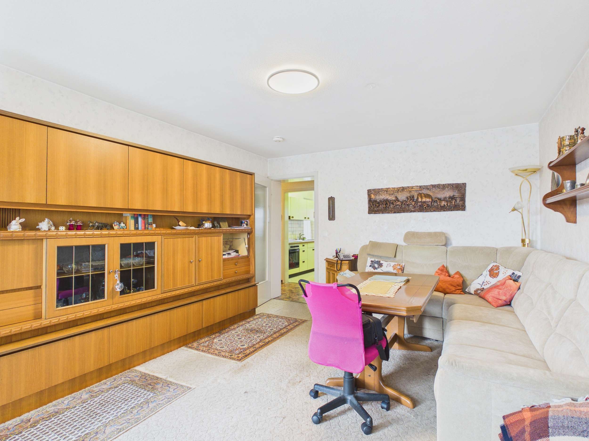 Charmante, renovierungsbedürftige Erdgeschosswohnung in Esslingen - Ideal für Kapitalanleger und WG, Esslingen Kreis – Bild 3