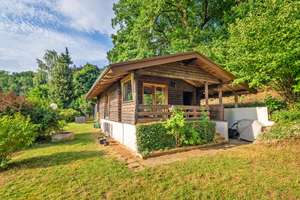 Ein herrlicher Rückzugsort: charmantes Wochenend-Blockhaus auf idyllischem Grundstück – Die vollständige Adresse der Immobilie erhältst du vom Anbieter., 86444 Affing – Vorschaubild 4
