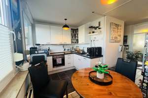 Helle 3-Zimmer-Wohnung mit Südbalkon in ruhiger Lage nahe Phoenix-See