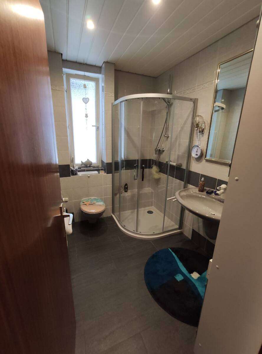 Immobilie in Radevormwald - ZFH in ruhiger Lage mit Carport und großem Grundstück - Bild 0