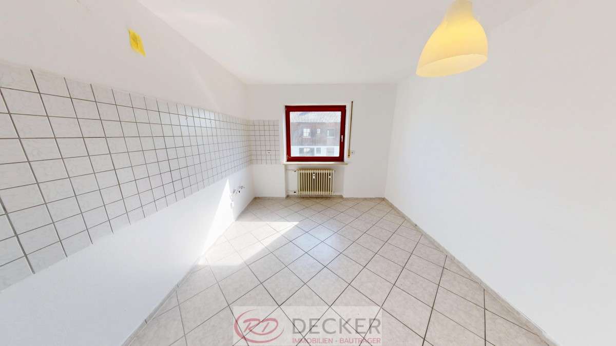 Immobilie in Obertaufkirchen - Clevere Investition oder neues Zuhause: 3-Zi.-Whg. mit Südbalkon – im Leerstand! - Bild 0