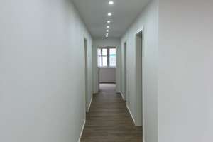 Architektonische Klarheit trifft Wohnkomfort – Erdgeschosswohnung mit Garten & Aufzugsdirektzugang – 53919 Weilerswist – Vorschaubild 11