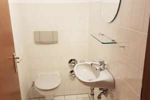 Zuhause mit 2 Zimmern und Balkon in Nürnberg – Röthenbacher Hauptstraße 31a, 90449 Röthenbach Ost, Nürnberg – Vorschaubild 8