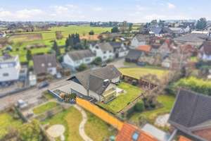 Freistehendes Einfamilienhaus mit großem Garten, Fußbodenheizung, Kamin und Doppelgarage in Waldorf – Die vollständige Adresse der Immobilie erhältst du vom Anbieter., 53332 Bornheim – Vorschaubild 15