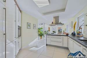 DAS will ich - WOW! High-End-Villa in Bad Boll – 319 m² Luxus, Galerie, Kamin & Garten zum Verlieben – Die vollständige Adresse der Immobilie erhältst du vom Anbieter., 73087 Bad Boll – Vorschaubild 18
