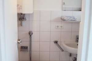 1-Zimmer App. 40qm, Küche, Dusche/WC, Terasse – Die vollständige Adresse der Immobilie erhältst du vom Anbieter., 91052 Röthelheim, Erlangen – Vorschaubild 3