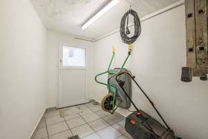 Investment gesucht? Umfassend saniertes 3-Familienhaus mit Garten, Balkonen, Garagen und Aufzug – Die vollständige Adresse der Immobilie erhältst du vom Anbieter., 53937 Schleiden – Vorschaubild 80