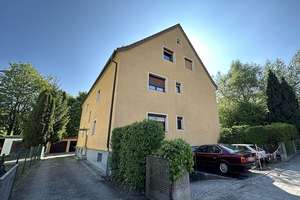 Achtung Kapitalanleger! Attraktives Mehrfamilienhaus in zentraler Lage! – Die vollständige Adresse der Immobilie erhältst du vom Anbieter., 83022 Innenstadt, Rosenheim – Vorschaubild 1
