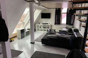 Maisonette-Highlight: Helle 2,5-Zi Wohnung 74m² in Zuffenhausen mit EBK, Carport optional!! – Langobardenstraße 7, 70435 Zuffenhausen-Hohenstein, Stuttgart – Vorschaubild 1