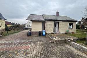 Charmantes Einfamilienhaus mit großem Grundstück und Entwicklungspotenzial in Berlin-Bohnsdorf – Die vollständige Adresse der Immobilie erhältst du vom Anbieter., 12526 Bohnsdorf, Berlin – Vorschaubild 8