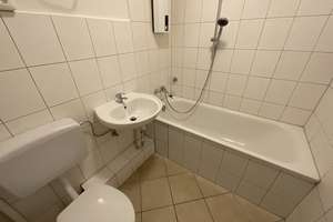 Frisch renovierte 2,5 Zimmer-Wohnung in der 4.Etage mit Balkon und Wannenbad – Klipperstr. 18, 23558 Buntekuh, Lübeck – Vorschaubild 11