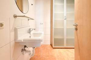Maisonettwohnung I Dachgeschoss-Ausbau 2008 I 4 Räume + Spitzboden I Tageslichtbad I Denkmalschutz – Die vollständige Adresse der Immobilie erhältst du vom Anbieter., 4319 Engelsdorf, Leipzig – Vorschaubild 5