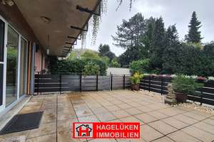 Haus im Haus“ , 4,5 R.-Whg., Terrasse, EBK, Garage mögl., naturnahe Lage, Grenze Essen/ Mülheim