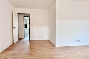 NEUBAUGEBIET Hannover Kronsrode: sep. EBK, Terrasse + Garten, 2 Bäder, Fußbodenhzng, Lift, Kellr, TG – Gantenbleek 9, 30539 Bemerode, Hannover – Vorschaubild 7