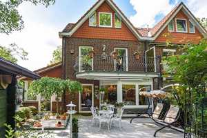 Ihr neues Familienglück – Charmantes Reihenendhaus mit schönem Garten in Reinfeld! – Stormarn (Kreis) – Vorschaubild 1