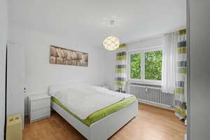 Sonnige 3-Zimmer-Wohnung mit Balkon & Carport – Die vollständige Adresse der Immobilie erhältst du vom Anbieter., 70599 Plieningen (Ortsteil), Stuttgart – Vorschaubild 4