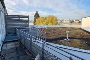 Wohnen am Wasser: 1,5-Zimmer-DG mit Aufzug und Westterrasse in Köpenick – Die vollständige Adresse der Immobilie erhältst du vom Anbieter., 12557 Köpenick, Berlin – Vorschaubild 2