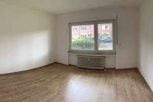 4,5-Zimmerwohnung im Erdgeschoß mit Terrasse und Garten inklusive Tiefgaragenstellplatz – Die vollständige Adresse der Immobilie erhältst du vom Anbieter., 50859 Weiden, Köln – Vorschaubild 10