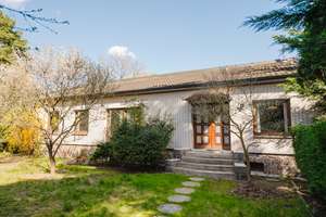 "Royal Oak" - Familienbungalow mit Traumgarten und Gästehaus an der Berliner Stadtgrenze zu kaufen! – Die vollständige Adresse der Immobilie erhältst du vom Anbieter., 12623 Mahlsdorf, Berlin – Vorschaubild 33