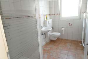 Schöne,helle WZ, Schlafzi+  große Küche +  Bad + Diele + Balkon /Renoviert – Die vollständige Adresse der Immobilie erhältst du vom Anbieter., 42107 Elberfeld, Wuppertal – Vorschaubild 12