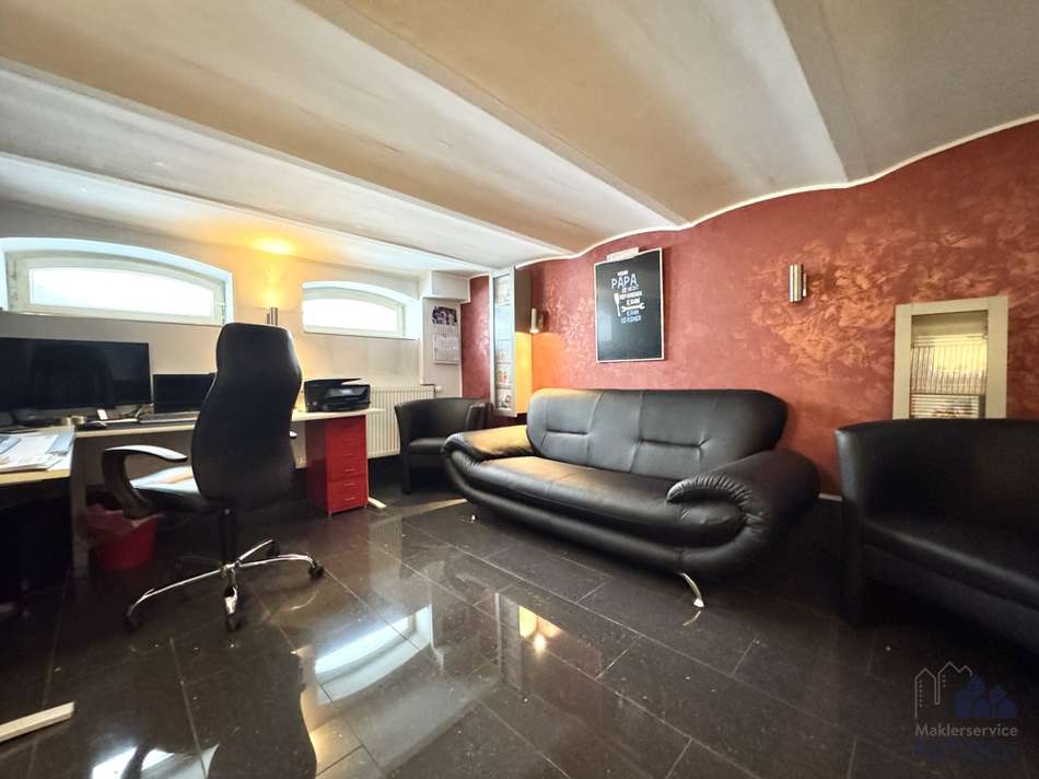 Büro UG