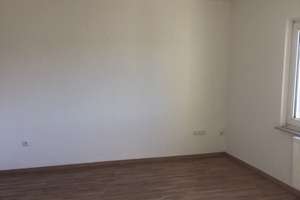 **Im Herzen von Hamborn liegt die 2-Zimmer-Wohnung mit Balkon** – Beecker Str. 278, 47166 Alt-Hamborn, Duisburg – Vorschaubild 7
